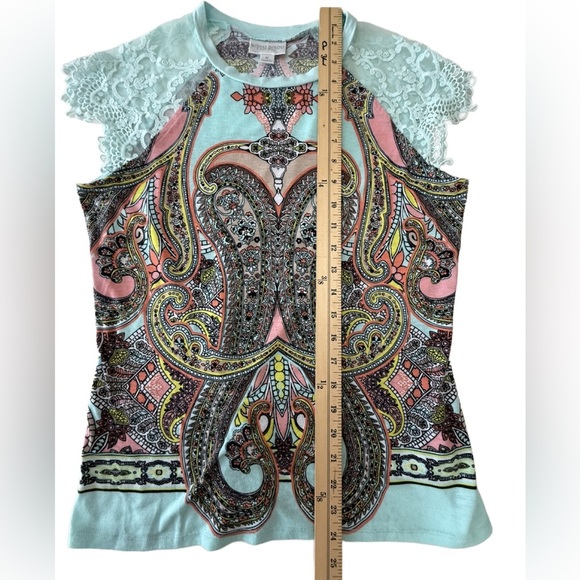Bisou Bisou Mint and Coral Paisley Lace Blouse. Medium - Picture 7 of 7